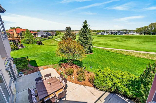 1053 Winged Foot Drive, Oregon, WI 53575