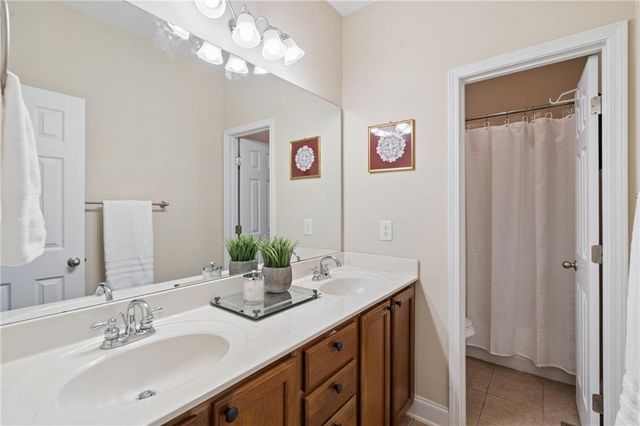 329 Northbrooke Lane, Woodstock, GA 30188