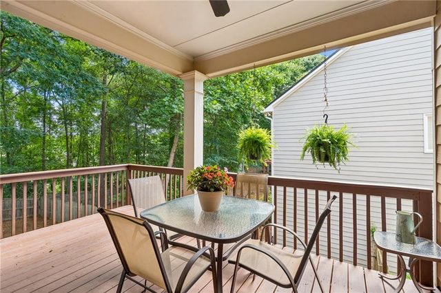 329 Northbrooke Lane, Woodstock, GA 30188