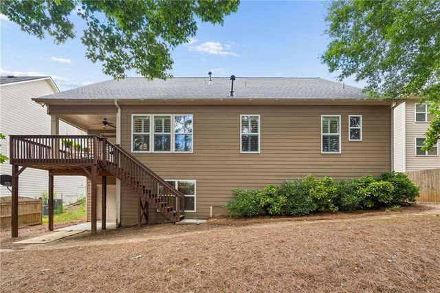 329 Northbrooke Lane, Woodstock, GA 30188