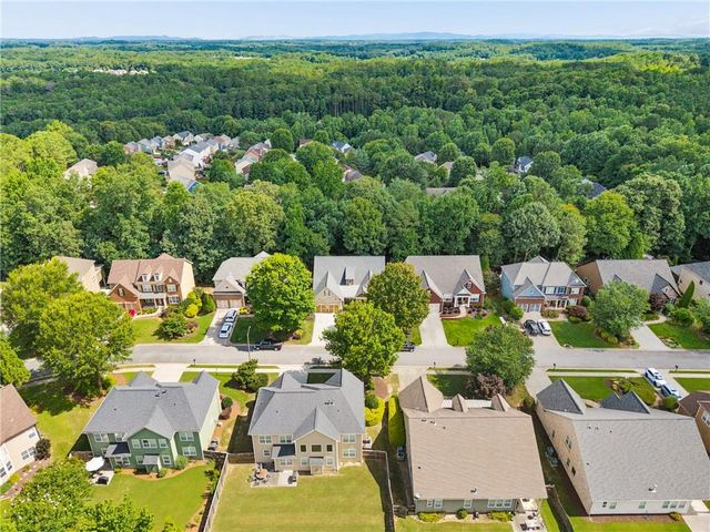 329 Northbrooke Lane, Woodstock, GA 30188