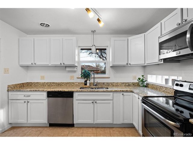 3690 Grape St, Denver, CO 80207