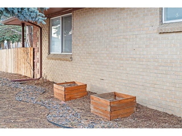 3690 Grape St, Denver, CO 80207