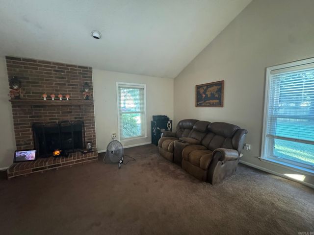 13 W Rockwood Drive, Conway, AR 72034