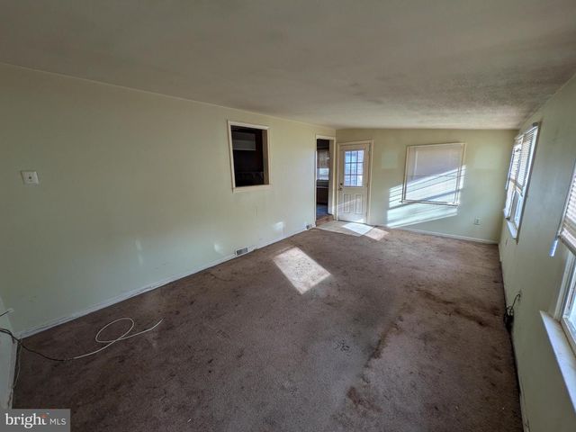 721 MILDRED AVE, Somerdale, NJ 08083