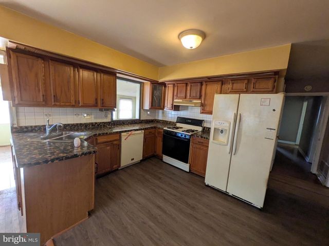 721 MILDRED AVE, Somerdale, NJ 08083