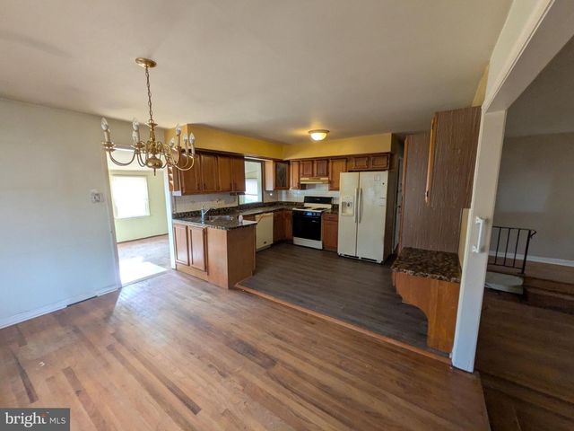 721 MILDRED AVE, Somerdale, NJ 08083