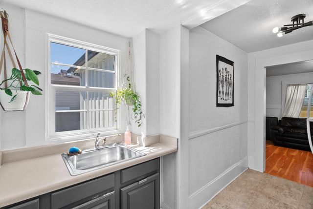 1902 88th Avenue, Oakland, CA 94621