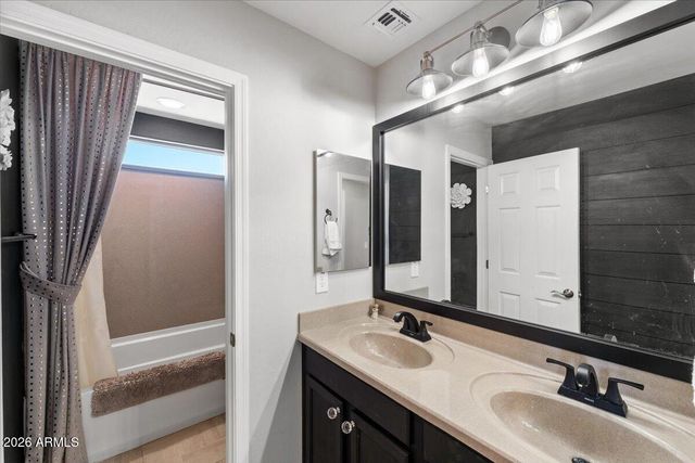 1181 W ANGUS Road, San Tan Valley, AZ 85143