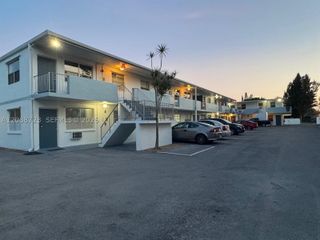 3211 SW 44th St 108, Dania Beach, FL 33312