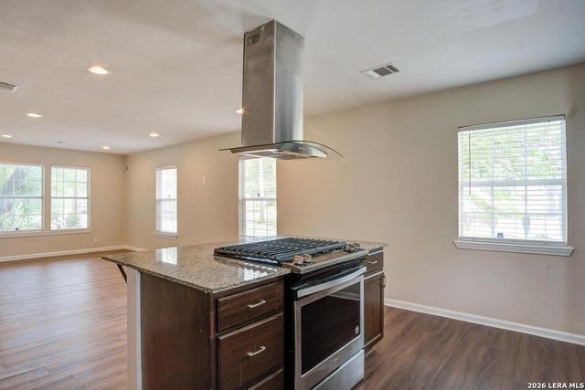 539 Lovera, San Antonio, TX 78212