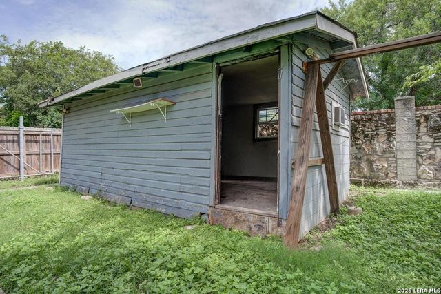 539 Lovera, San Antonio, TX 78212