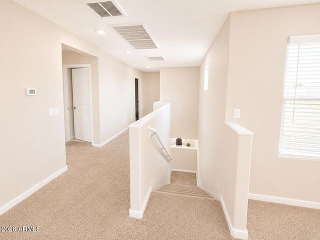 8247 W ILLINI Street, Phoenix, AZ 85043