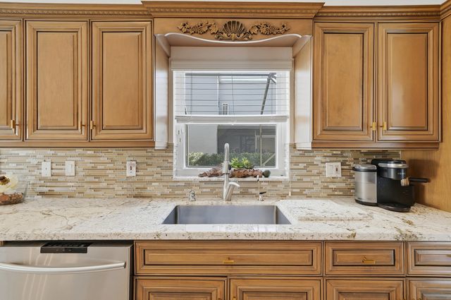 6370 Las Flores Drive, Boca Raton, FL 33433