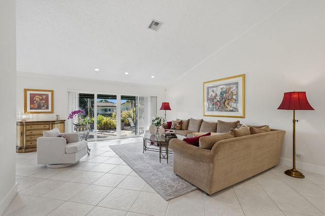 6370 Las Flores Drive, Boca Raton, FL 33433