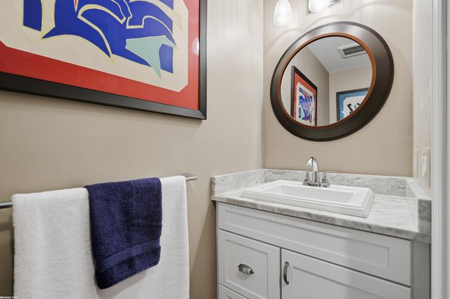 42474 Cannon Drive, Sterling Heights, MI 48313