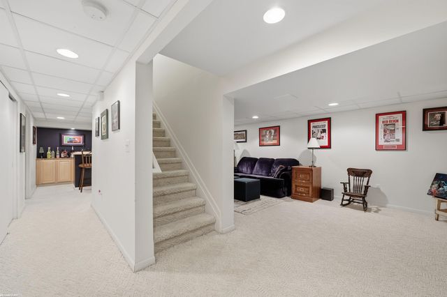 42474 Cannon Drive, Sterling Heights, MI 48313