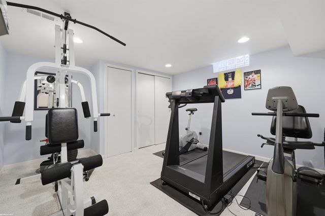 42474 Cannon Drive, Sterling Heights, MI 48313