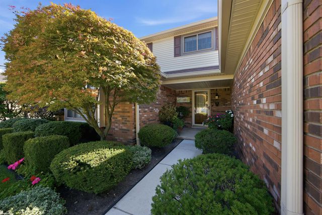 42474 Cannon Drive, Sterling Heights, MI 48313