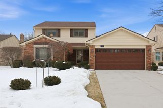 42474 Cannon Drive, Sterling Heights, MI 48313