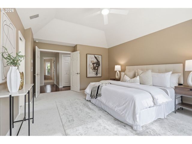 1712 Nw CAXTON Ct, Portland, OR 97229