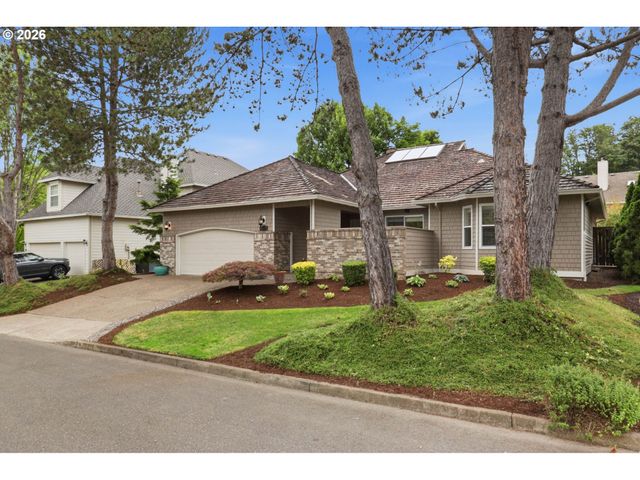 1712 Nw CAXTON Ct, Portland, OR 97229