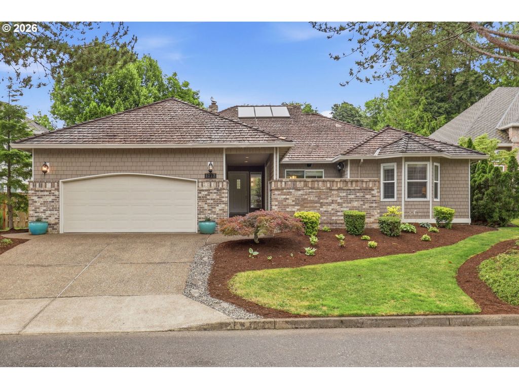 1712 Nw CAXTON Ct, Portland, OR 97229