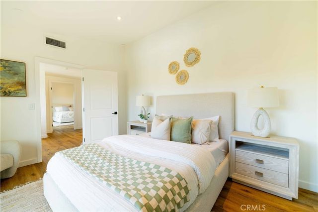 4300 Camello Road, Woodland Hills, CA 91364