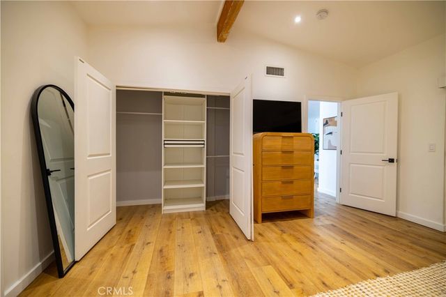 4300 Camello Road, Woodland Hills, CA 91364