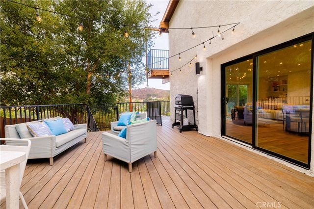4300 Camello Road, Woodland Hills, CA 91364