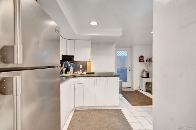 2176 6th Street, East Meadow, NY 11554