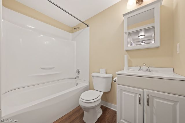 888 Fairfield School Road, Columbiana, OH 44408