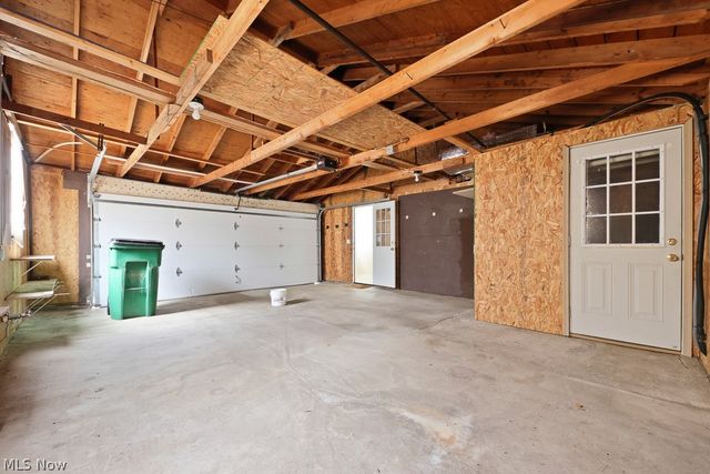 888 Fairfield School Road, Columbiana, OH 44408