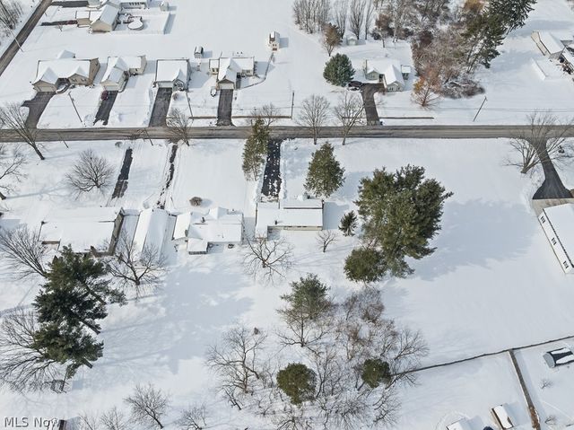 888 Fairfield School Road, Columbiana, OH 44408