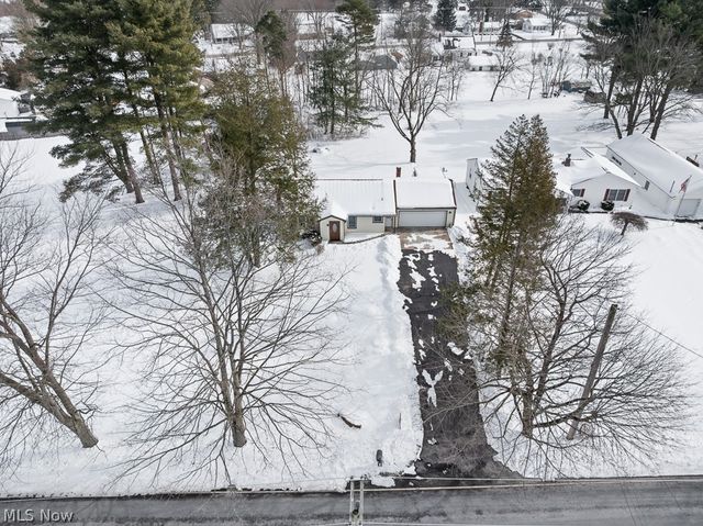 888 Fairfield School Road, Columbiana, OH 44408