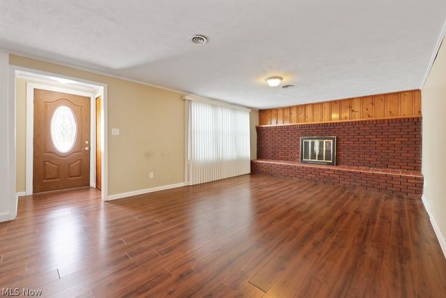 888 Fairfield School Road, Columbiana, OH 44408