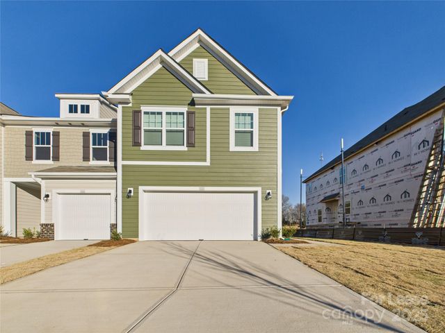 761 NW Kitfox Drive, Concord, NC 28027