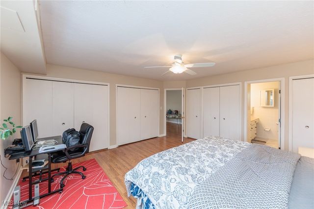 2202 Acacia Park Drive 2412, Lyndhurst, OH 44124