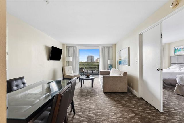 2670 E Sunrise Boulevard 520, Fort Lauderdale, FL 33304