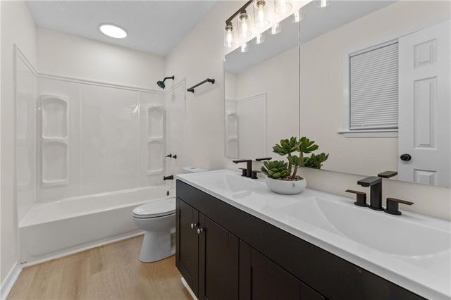 8251 Grand Oaks Drive, Theodore, AL 36582