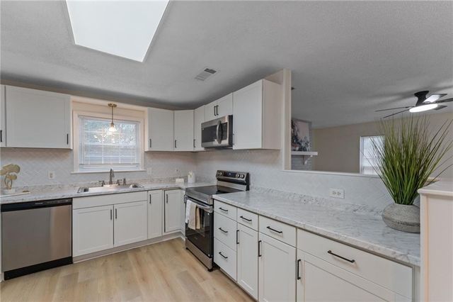 8251 Grand Oaks Drive, Theodore, AL 36582