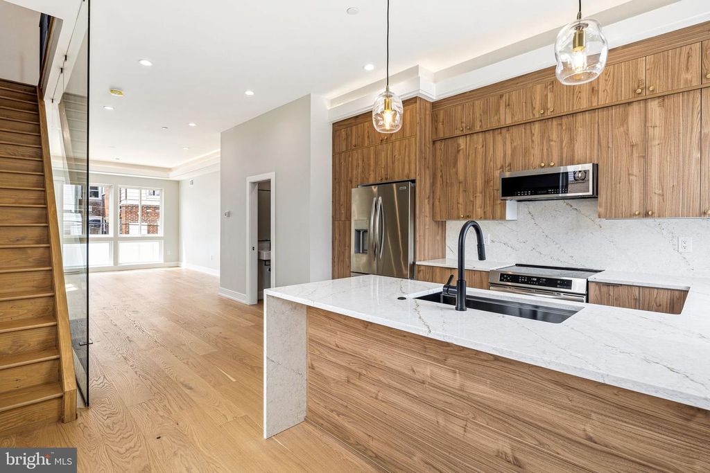 2509 E ELKHART ST, Philadelphia, PA 19134