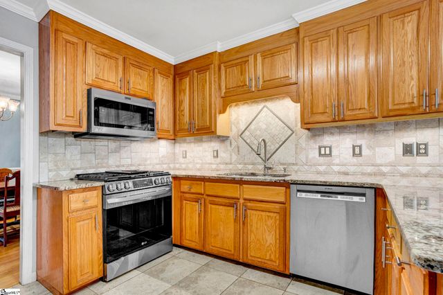 403 Primrose Court, Easley, SC 29642