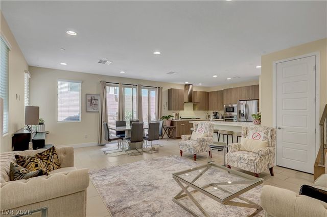 11401 Gravitation Drive, Las Vegas, NV 89135