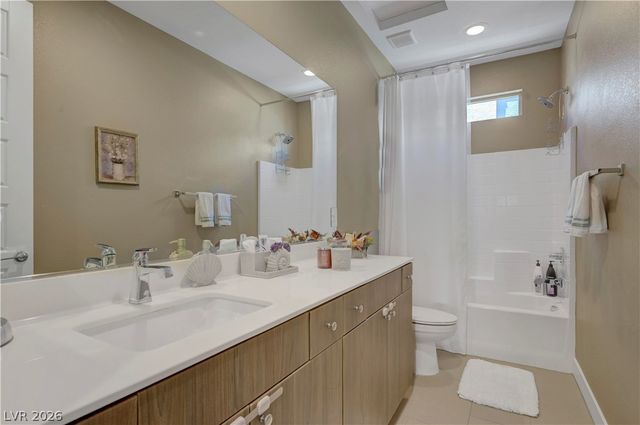 11401 Gravitation Drive, Las Vegas, NV 89135