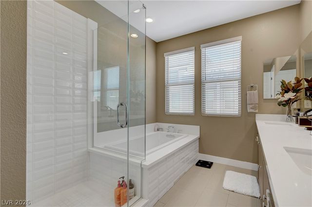 11401 Gravitation Drive, Las Vegas, NV 89135