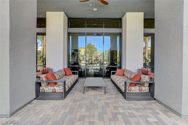 11401 Gravitation Drive, Las Vegas, NV 89135