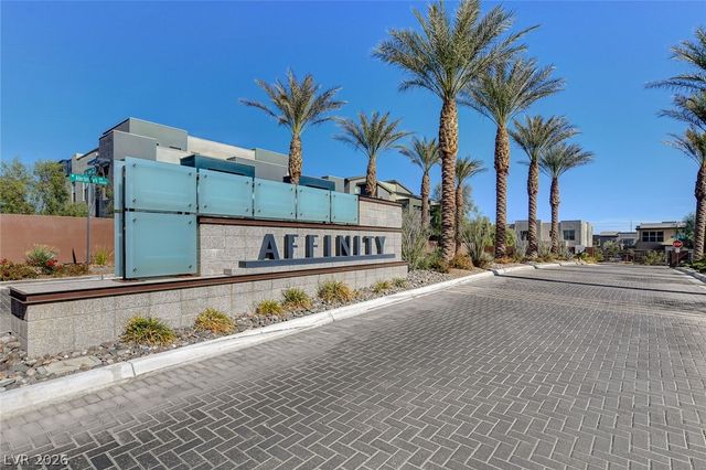 11401 Gravitation Drive, Las Vegas, NV 89135
