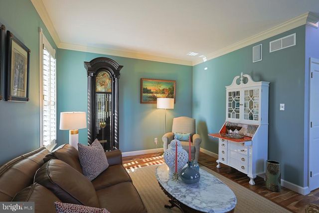 5416 WINDTREE DR, Doylestown, PA 18902