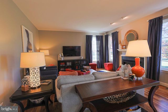 5416 WINDTREE DR, Doylestown, PA 18902